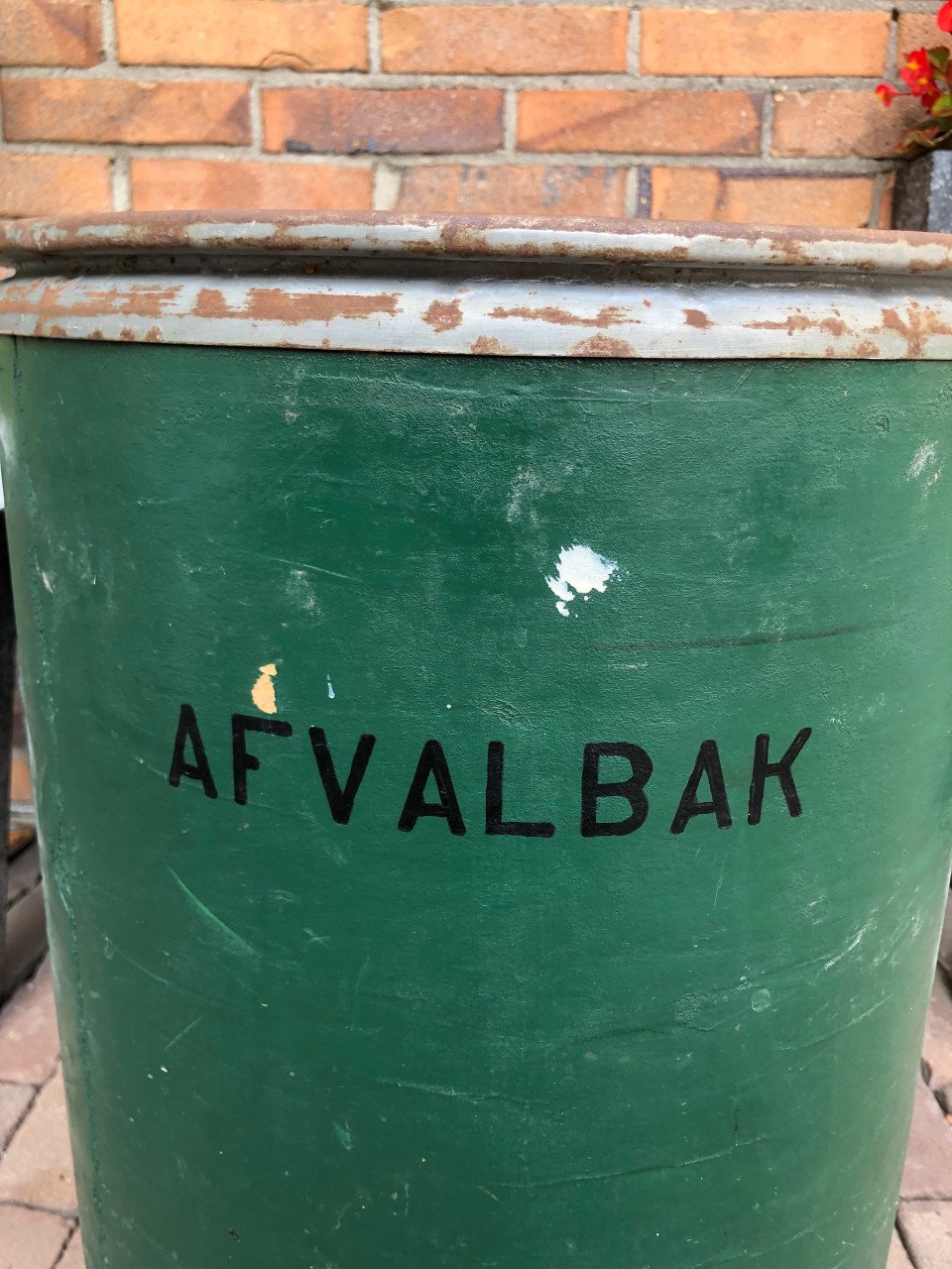Afvalbak.