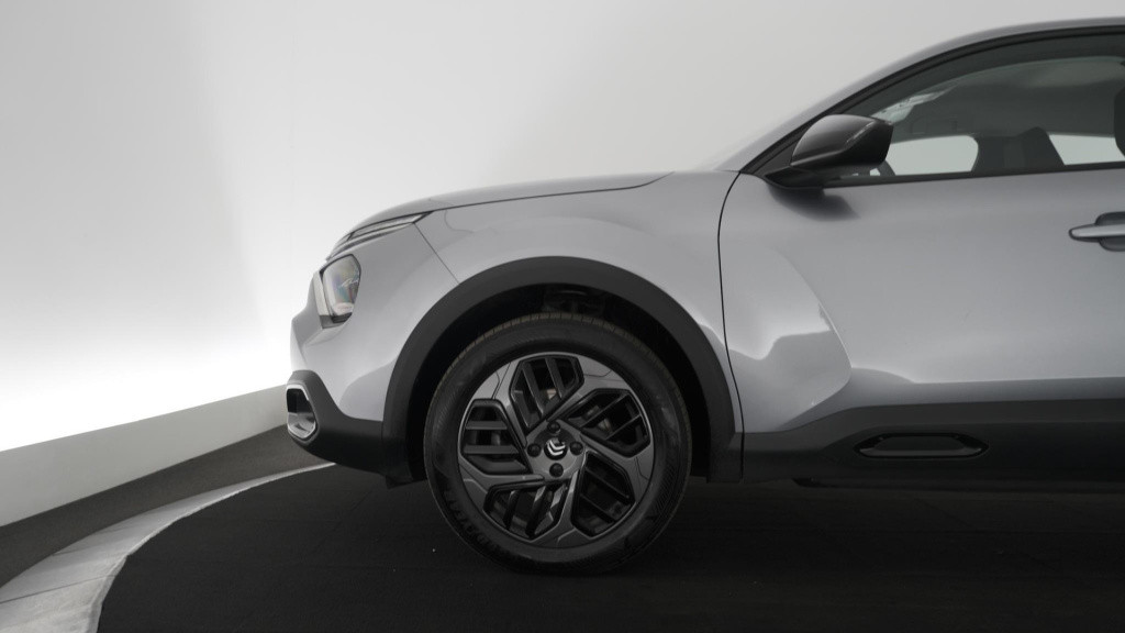 Citroen C4 X puretech 130 eat8 plus | camera | stoelverwarming | apple carp