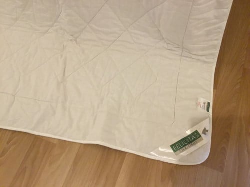 Dekbed + Dekbedovertrek.    Nieuw