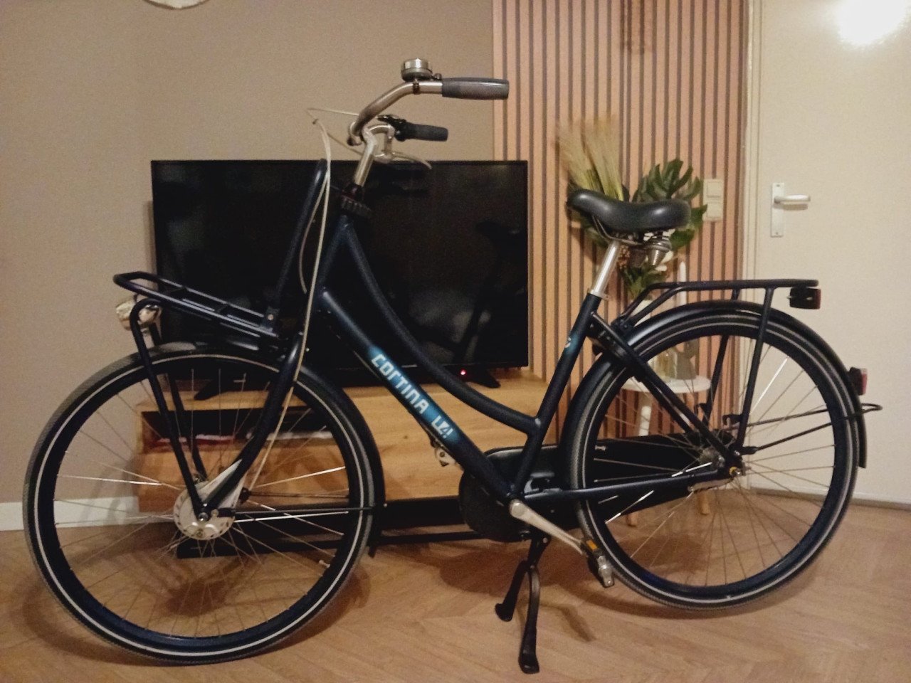 Prachtige CORTINA U4 dames fiets