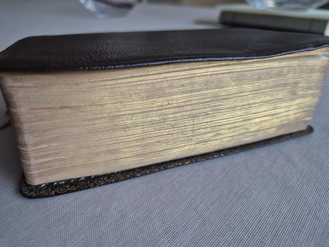 Volksmisboek en vesperale