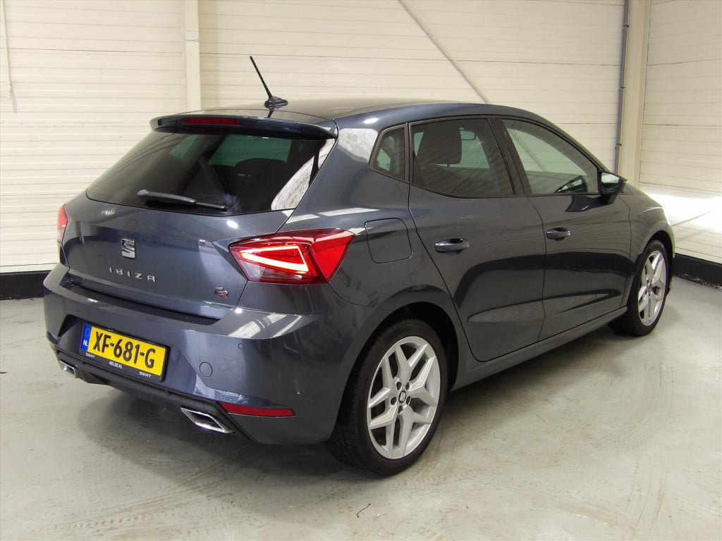 Seat Ibiza 1.0 ecotsi 95pk fr business intense