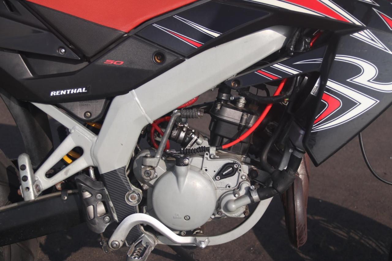 Debi Aprilia sx50 volledig gereviseerd!