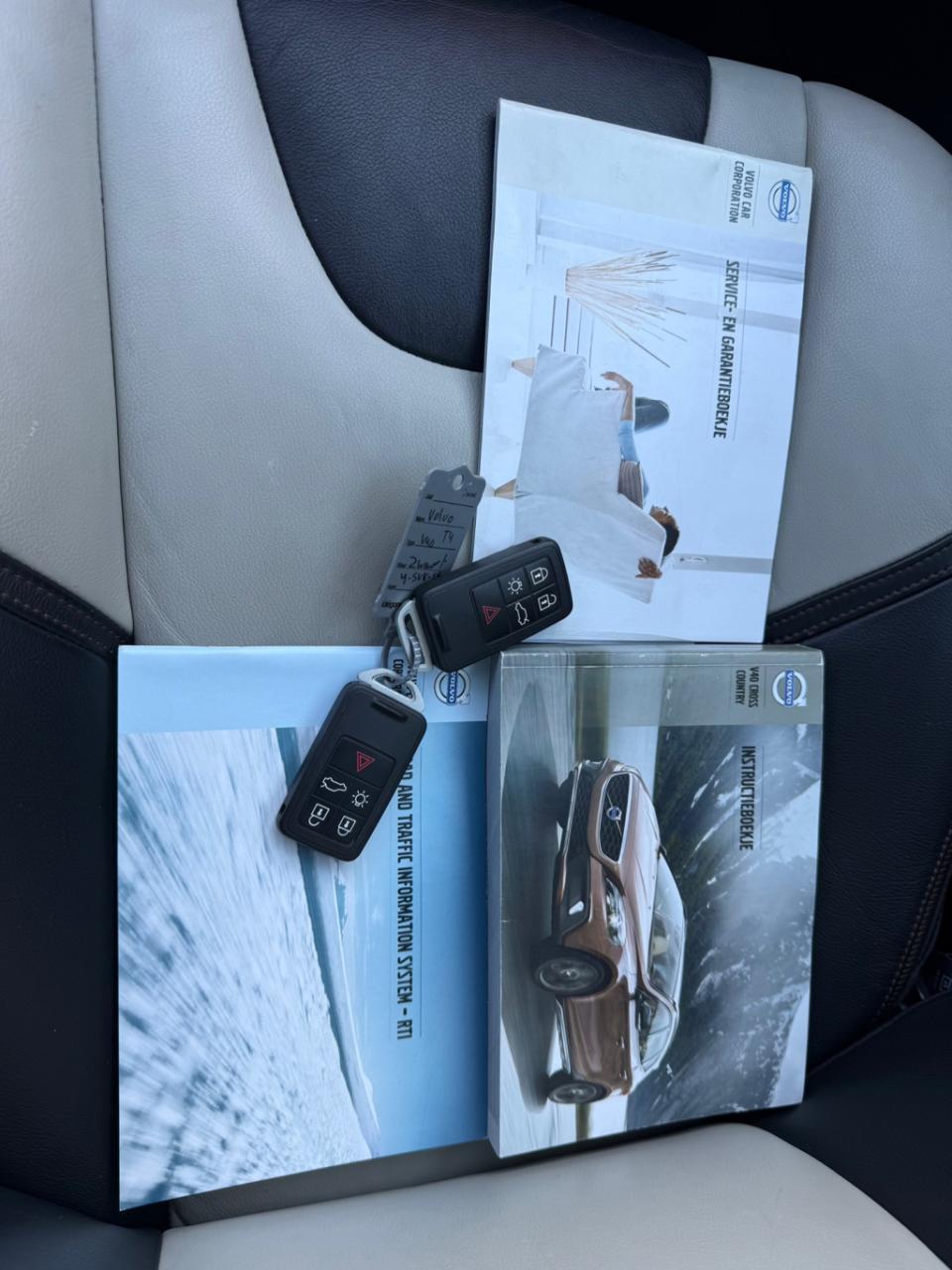 Volvo V40 cross country 1.6 t4 summum
