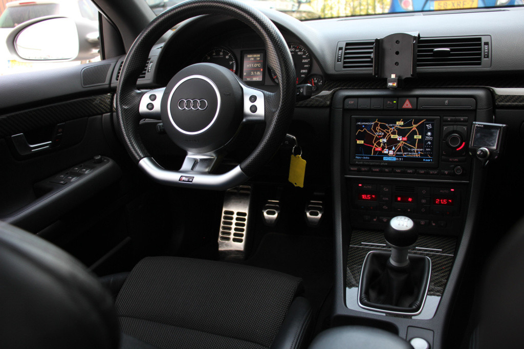 Audi A4 limousine 4.2 v8 rs4 quattro | orig nl | 2de eigenaar | kuipstoelen