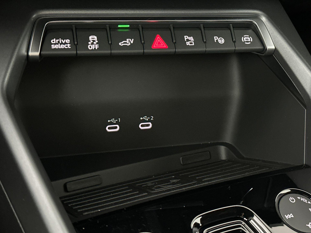 Audi A3 allstreet advanced edition 40 tfsi e 150 kw / 204 pk sportba