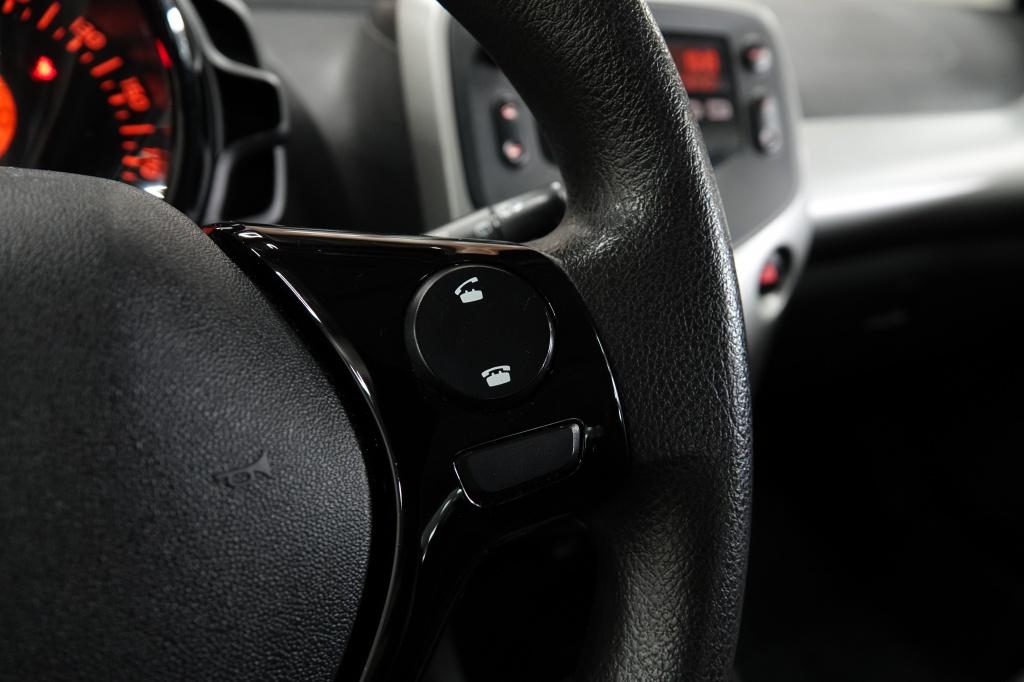 Peugeot 108 1.0 e-vti active | nl auto | bluetooth | airco |