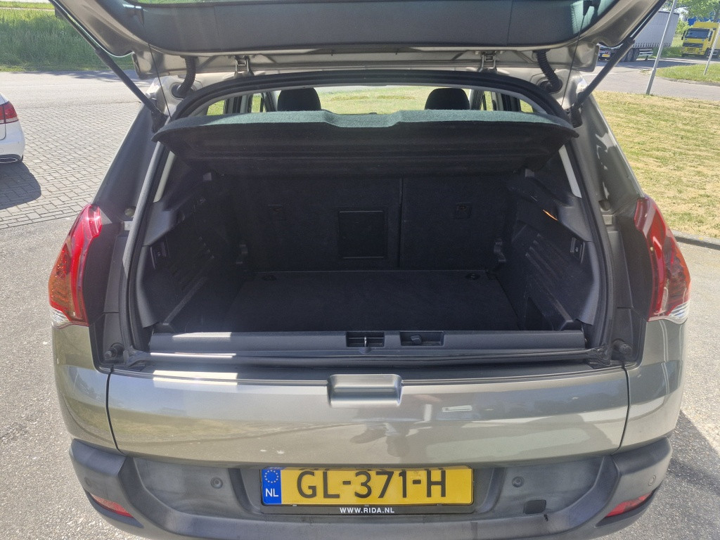 Peugeot 3008 1.6 e-hdi blue lease