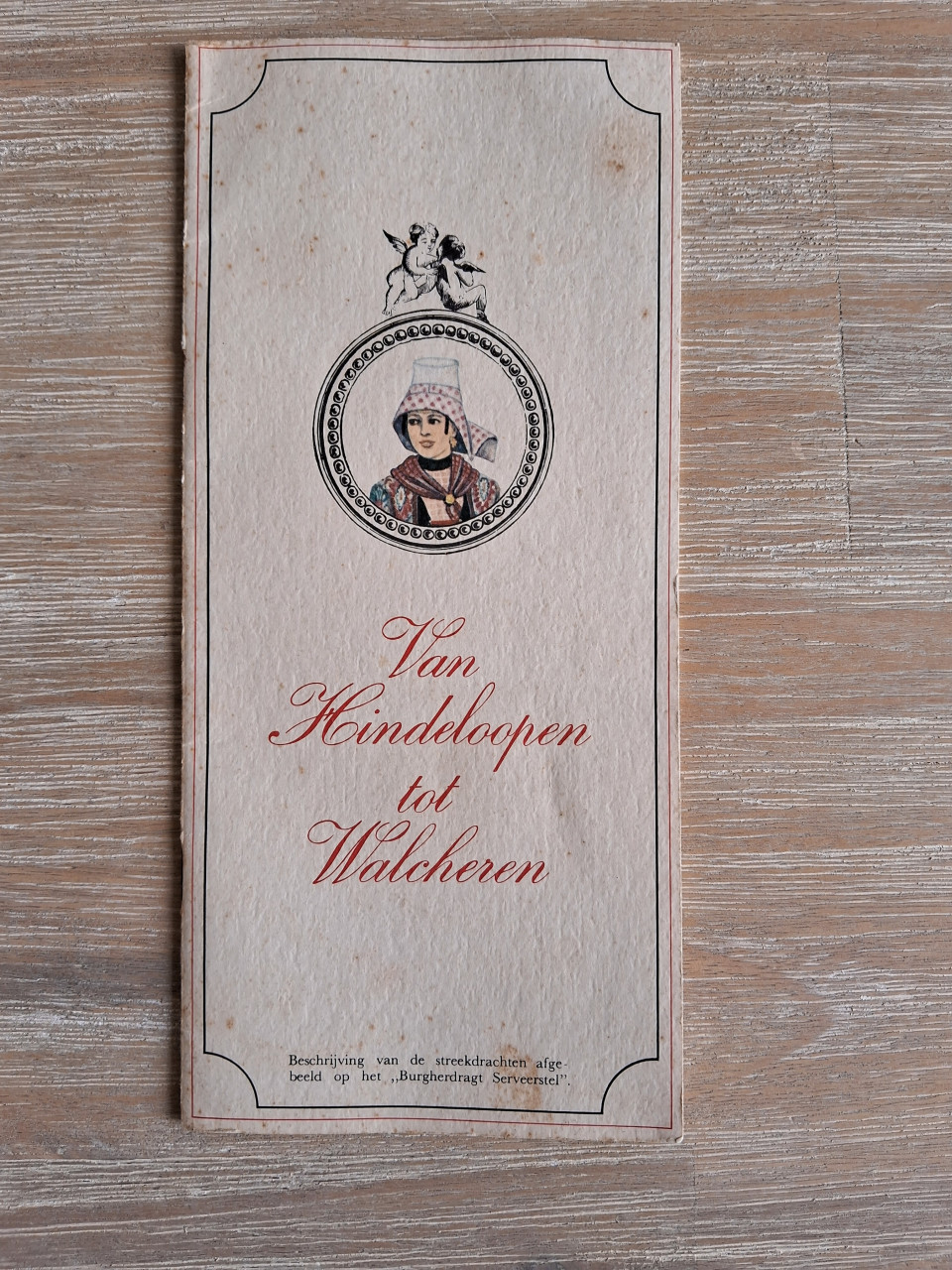Klederdrachtservies