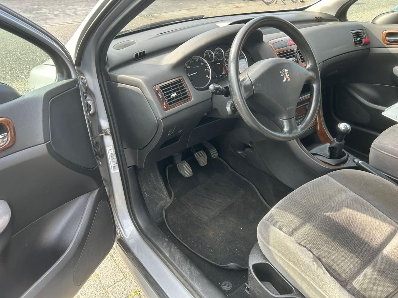 Peugeot 307 1.6-16V XT Premium NIEUWE APK/HOUT INTERIEUR!