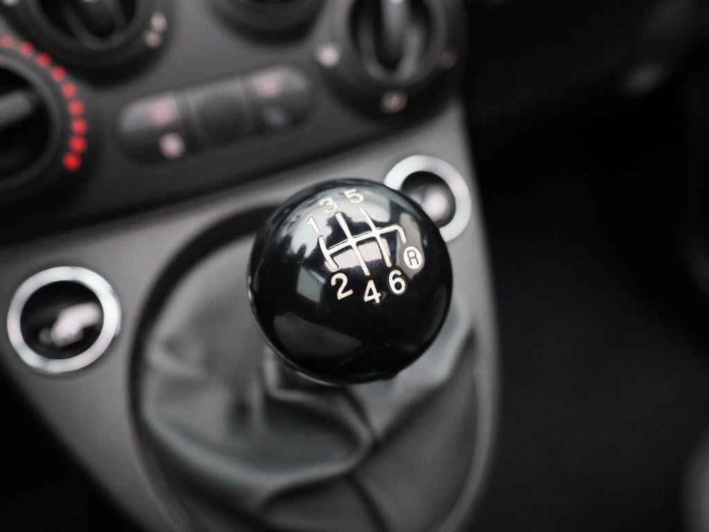 Fiat 500 1.0 hybrid launch edition | lmv | schuifdak! | parkeer sensoren | 