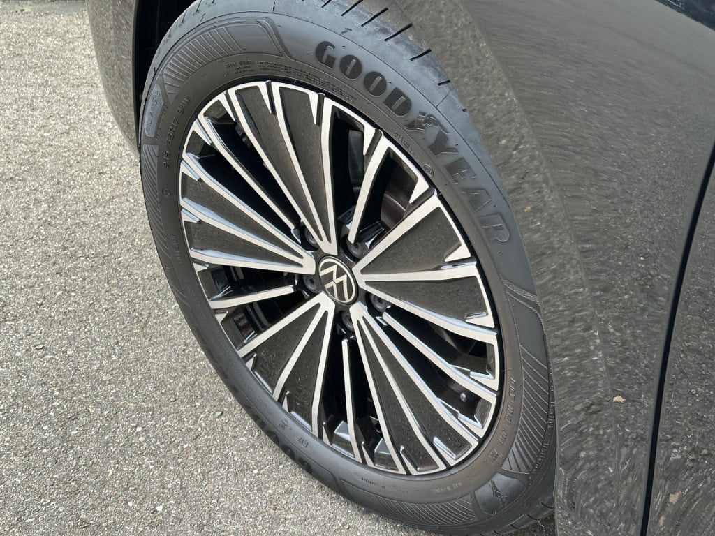 Volkswagen Passat variant 1.5 etsi 150pk elegance | alcantara | head up | c