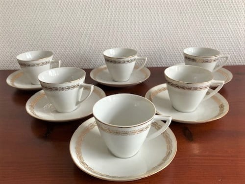 6 kopjes