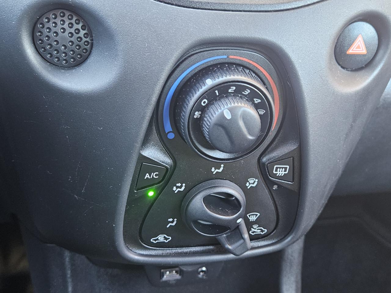 Zuinige Toyota Aygo 1.0 (2017) | 96.650 km | Airco + Cruise | 4-deurs