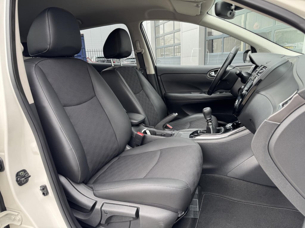 Nissan Pulsar 1.2 dig-t n-connecta | navigatie | camera | keyless entry | c