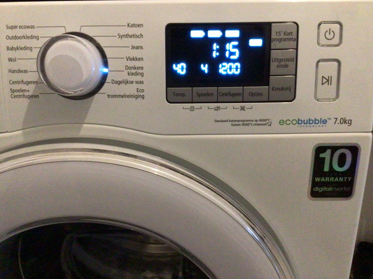 Wasmachine en droger.