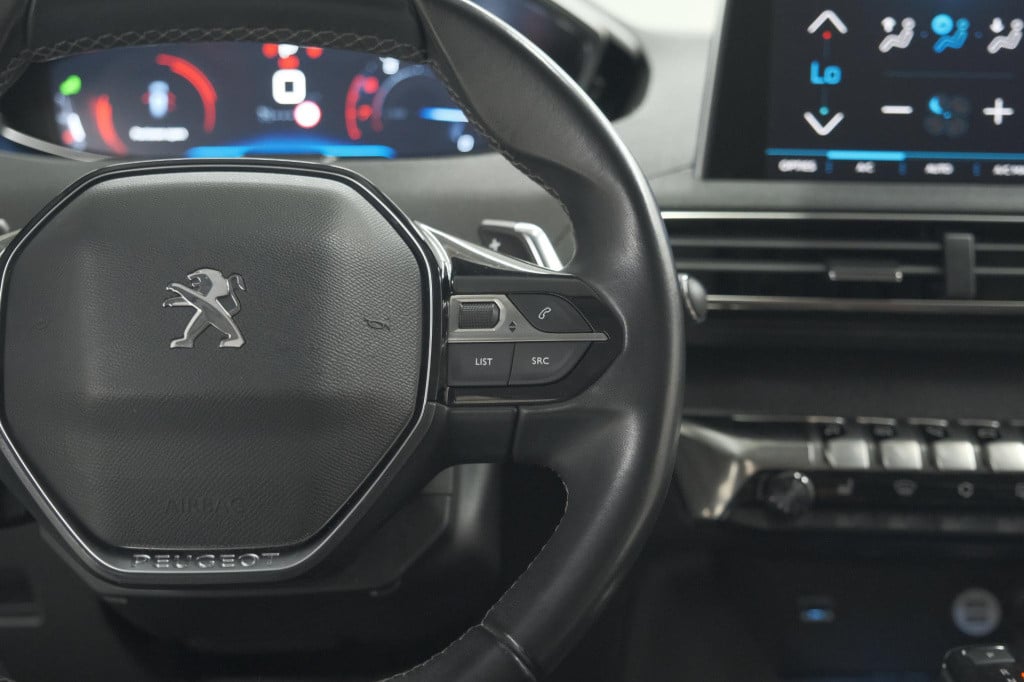 Peugeot 3008 puretech 130 eat8 blue lease premium | camera | elektronische 