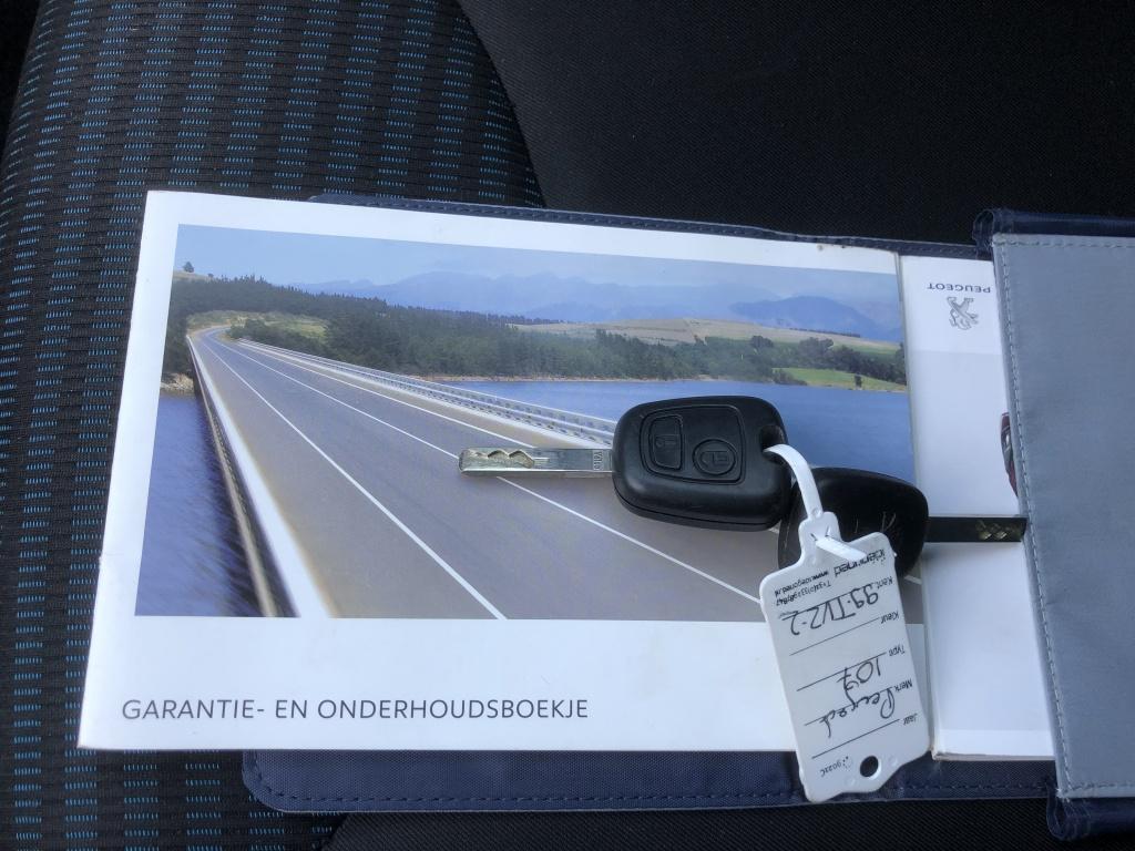 Peugeot 107 1.0 active