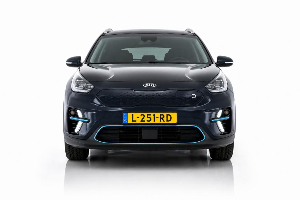Kia E-niro dynamicplusline 64 kwh soh 99.6% | stoelverwarming | schuifdak |