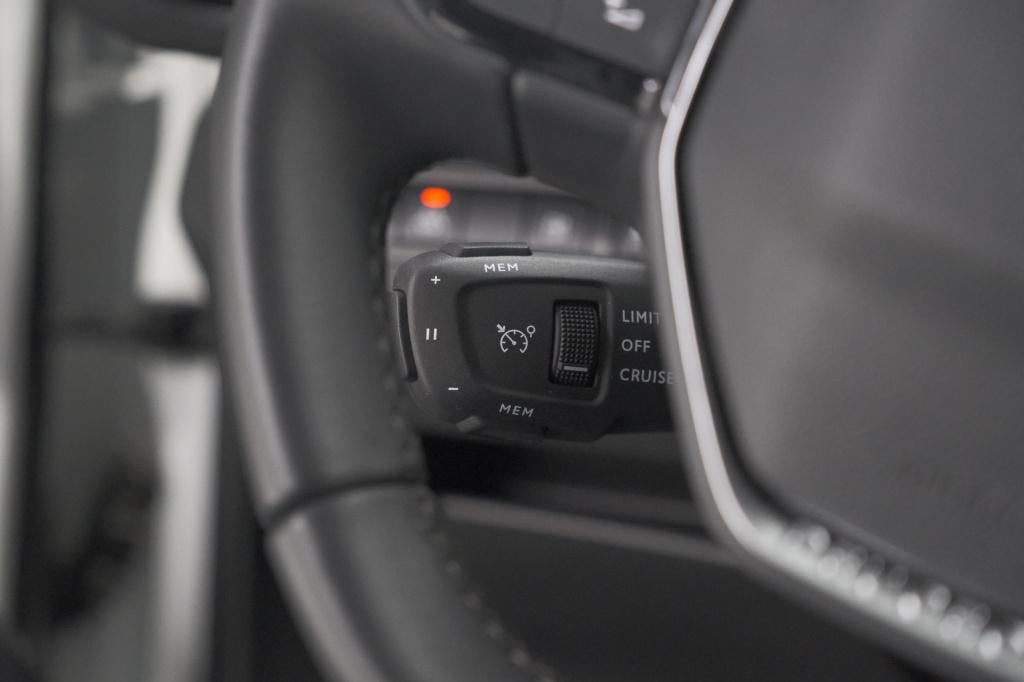 Peugeot 3008 1.6 plug-in hybrid 225 allure | camera | dodehoekdetectie | na