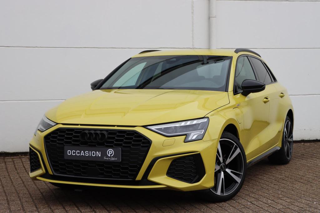 Audi A3 sportback 40 tfsi e s edition 204pk s-tronic l zwart optiek plus | 