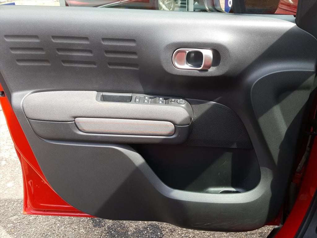 Citroen C3 Aircross feel 1.2 pt-110pk (vol)automaat (eat6) | navigatietomto