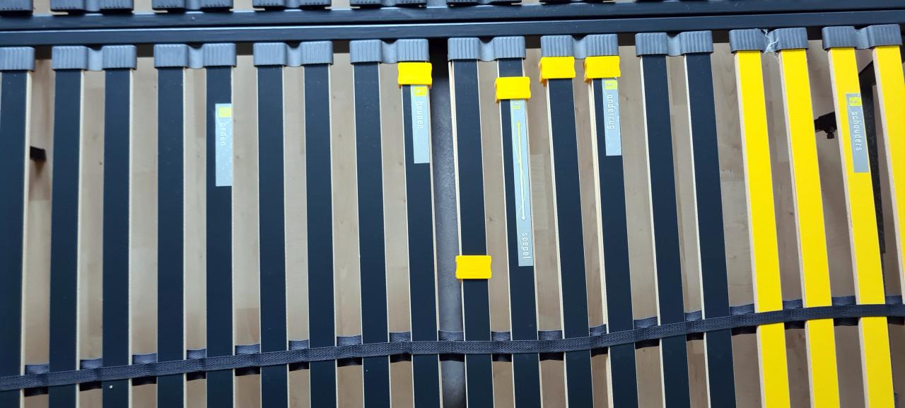 Gratis afhalen, 2 Bossflex 400 lattenbodems op poten 90x200 GERESERVEERD!