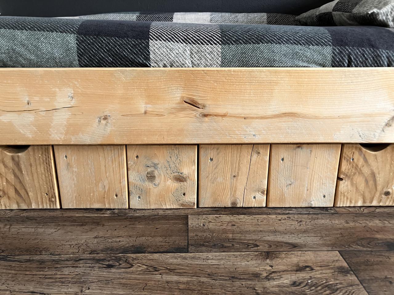 Steigerhouten bed matrasmaat 200x90 cm