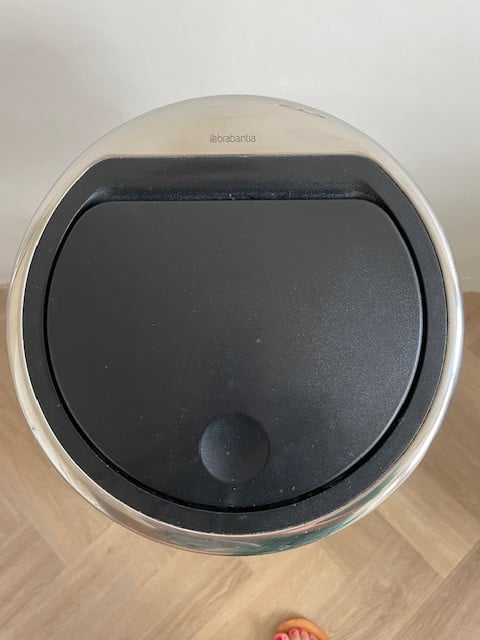 Brabantia touch bin 30L