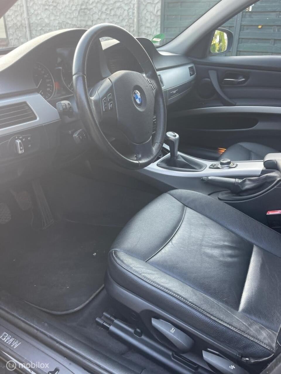 BMW 3-serie touring 318i business line