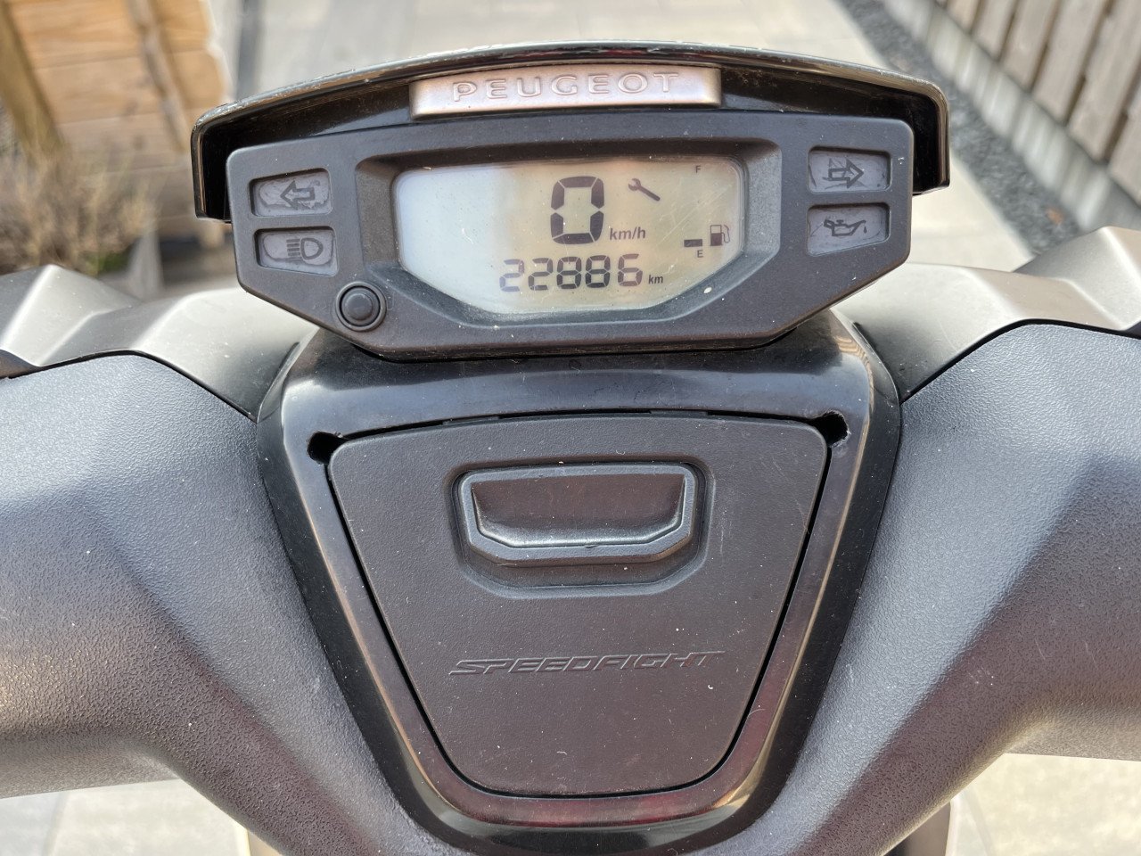Peugeot speedfight 4