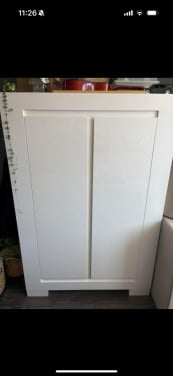 Kledingkast en commode