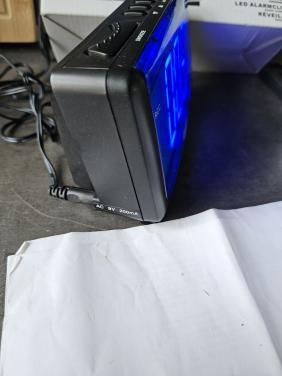 Nieuwe Balance Radiogestuurde Wekker met Groot LED Display