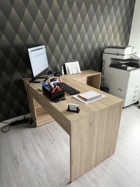 Hoekbureau 1.36 x 67