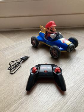 Bestuurbare auto Super Mario Kart