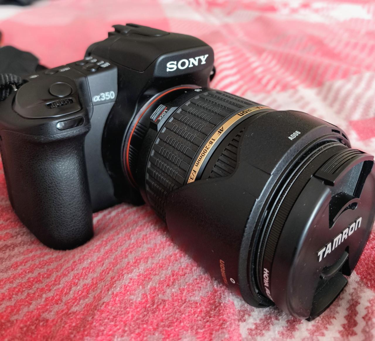Te koop aangeboden Sony A350 Spiegelreflex Camera.