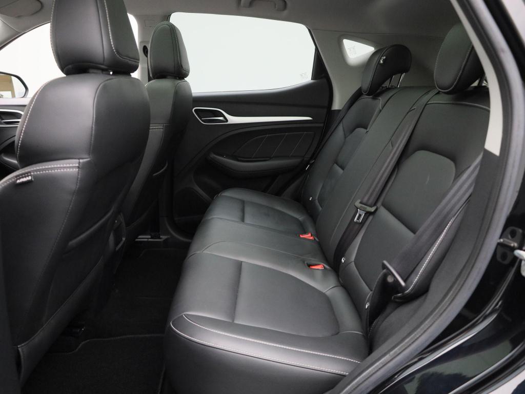 MG Zs Ev luxury 45 kwh