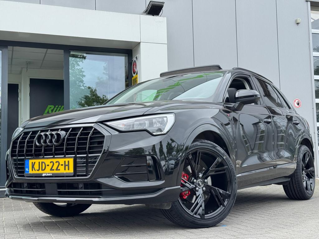 Audi Q3 35 tfsi * panoramadak * leer * camera * virtual cockpit