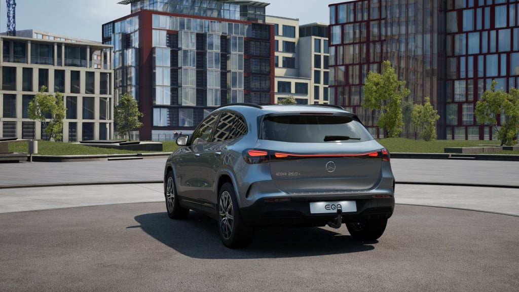 Mercedes-Benz Eqa 250+ business solution amg 71 kwh | trekhaak | nightpakke
