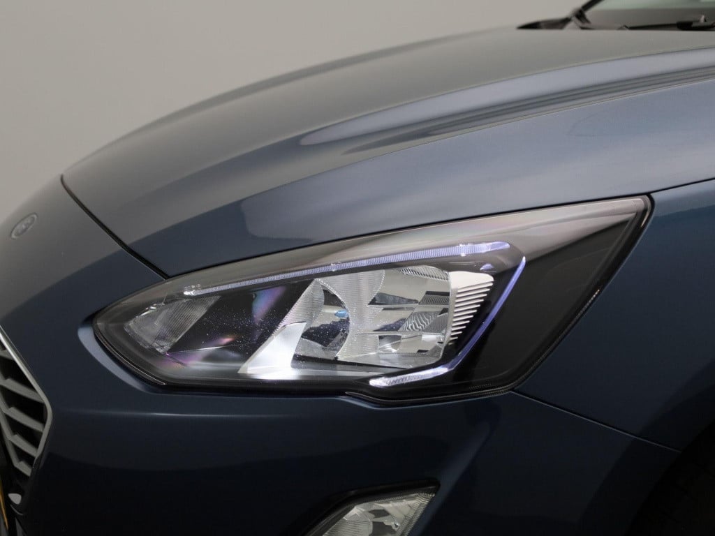 Ford Focus 1.0 ecoboost trend edition business | lmv | parkeer sensoren | b