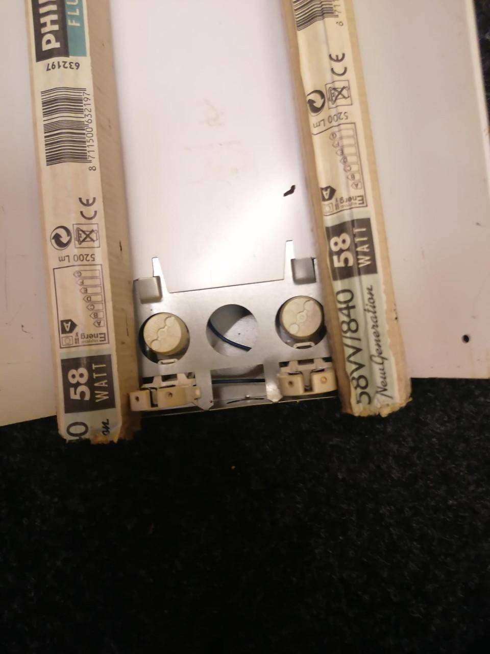 Dubbele tl balk 152 cm nieuw