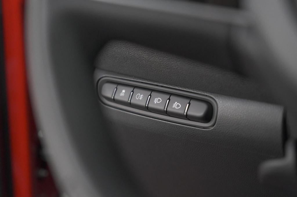 Fiat 500 icon 42 kwh | camera | 17" velgen | keyless start | navigatie | ap