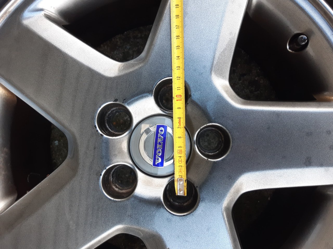 Originele Volvo  Licht Metalen velgen