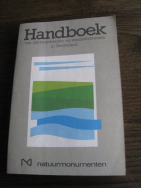 Handboek van Natuurmonumenten.