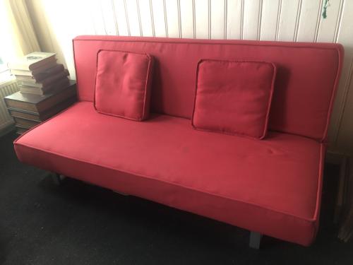 Rode slaapbank 2 persoons