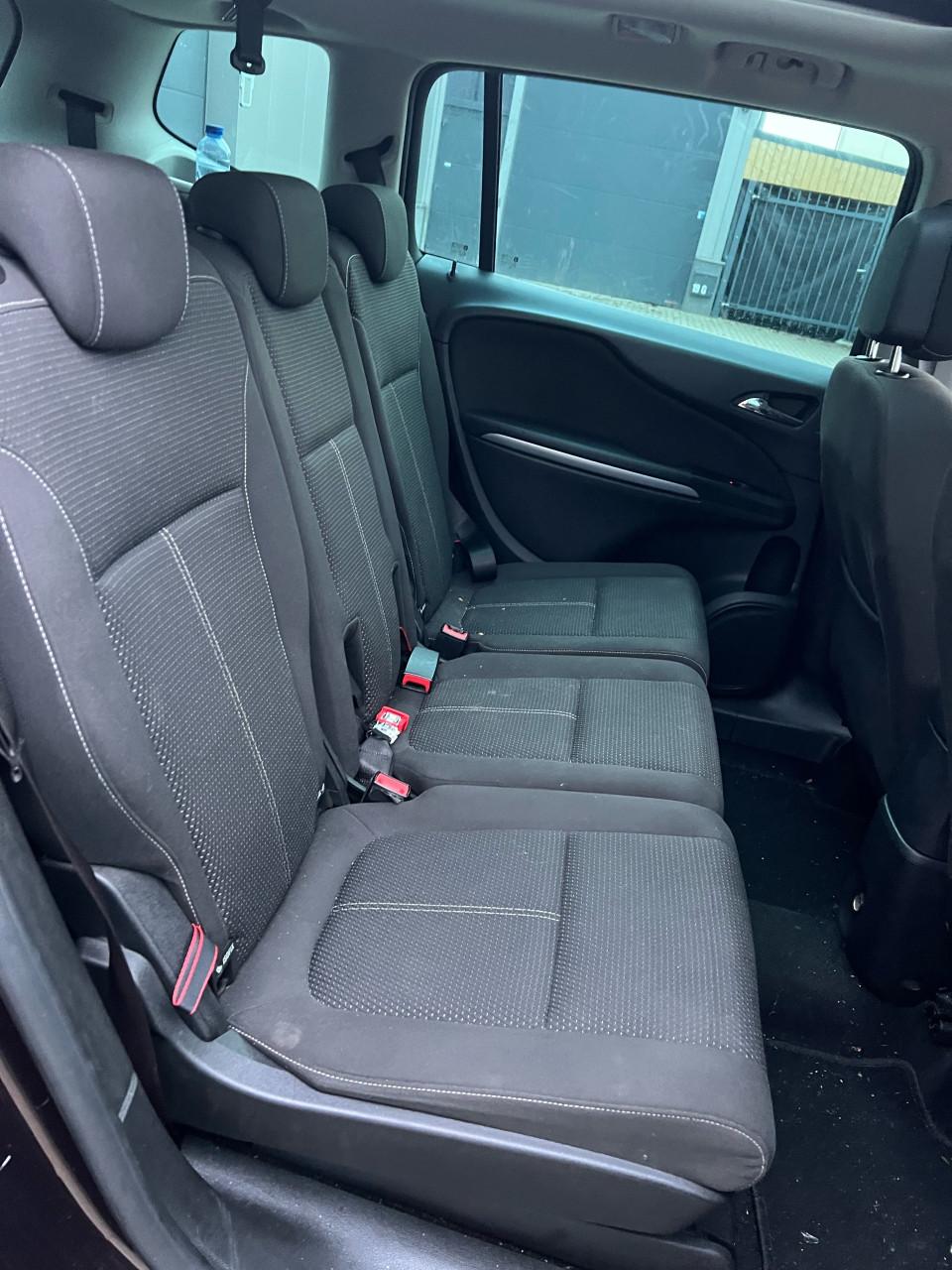 Opel Zafira Tourer 1.6CDTI Cosmo 7zitter