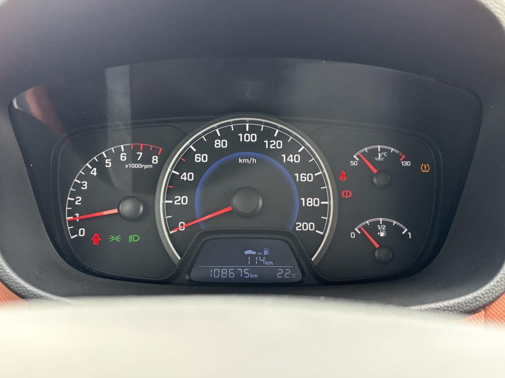 Hyundai I 10 1.0i i-motion comfort | cruise control | radio-cd/mp3 speler |