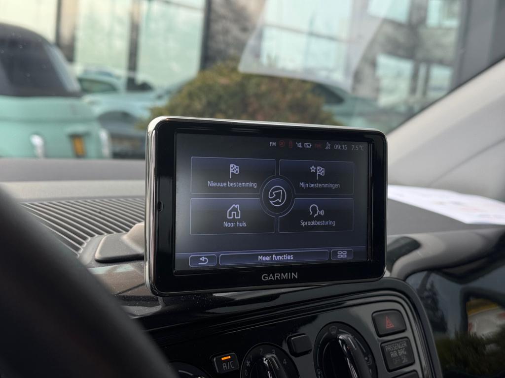 Volkswagen UP! 1.0 move up! * automaat * airco * nap