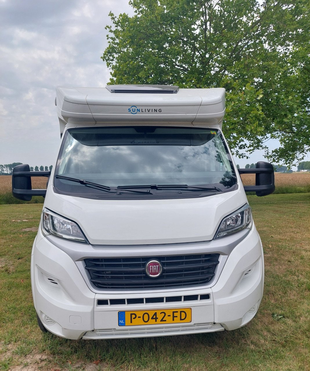 Camper 	ADRIA    model: SUNLIVING  S 65 SL, FIAT 140 pk (maart 2021)