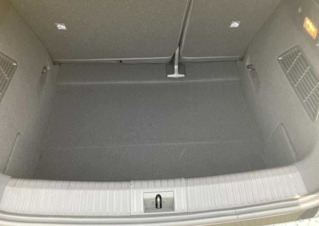 Renault Megane E-tech comfort range techno 60 kwh - demo / pack winter tech